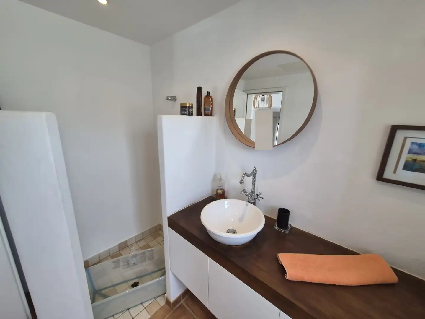 Bany de Casa o xalet en venda en San Bartolomé amb Aire condicionat, Jardí privat i Terrassa