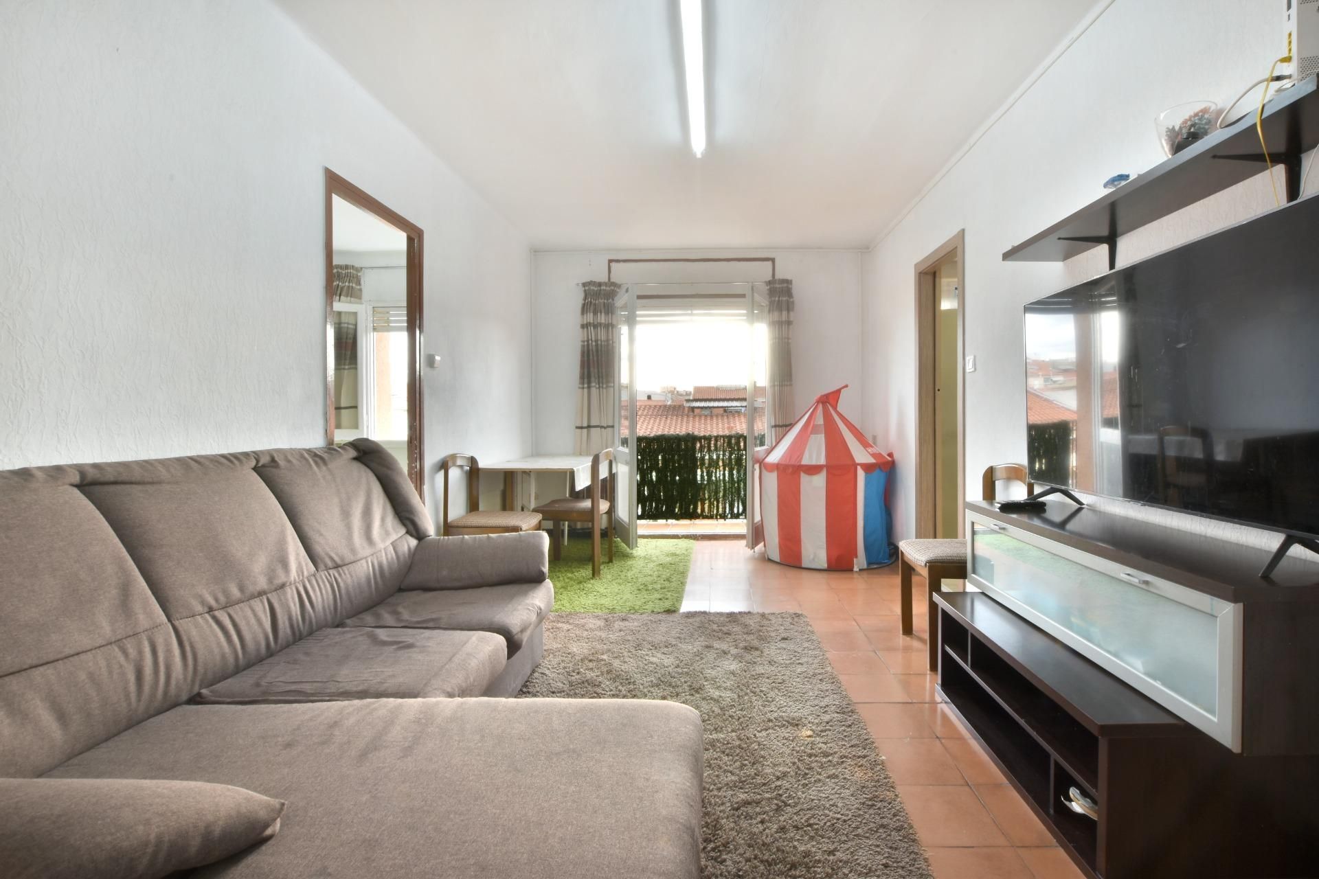 Sala d'estar de Àtic en venda en Terrassa amb Terrassa i Balcó