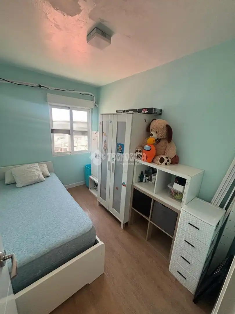 Bedroom of Flat for sale in Parla  with Air Conditioner, Terrace and Furnished