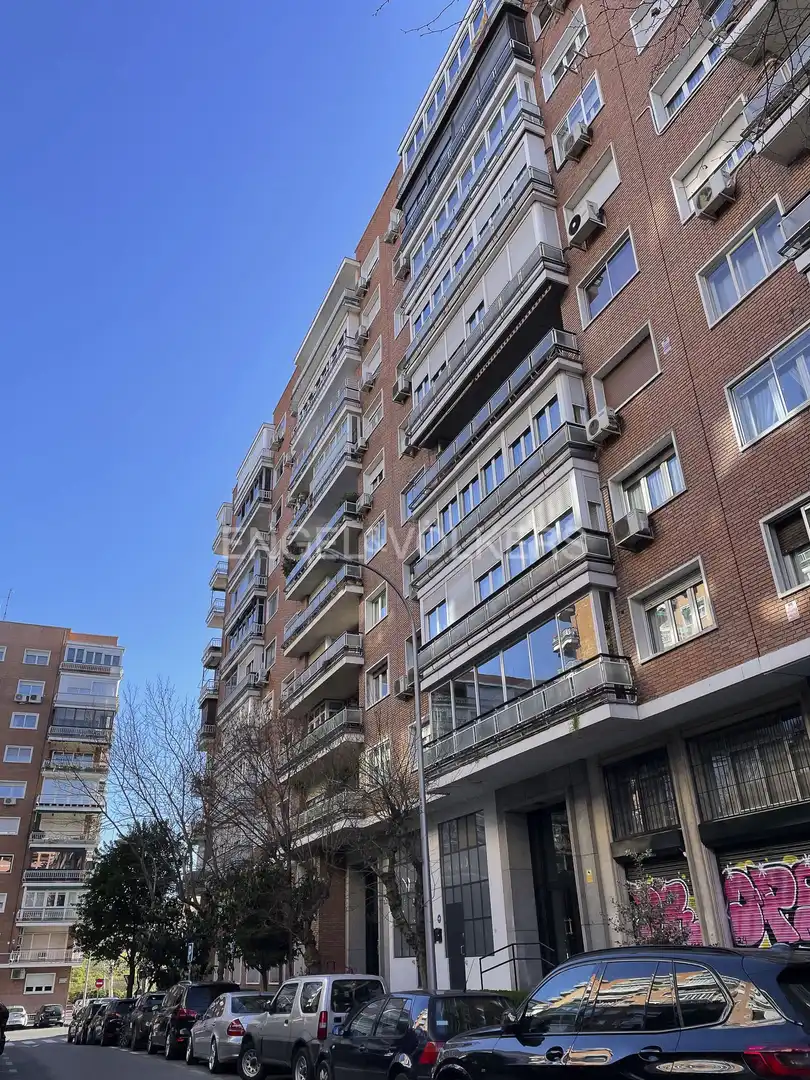 Außenansicht von Wohnung zur Miete in Madrid mit Klimaanlage, Heizung und Schwimmbad