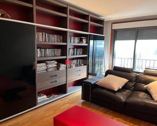 Living room of Flat to rent in Vigo   with Heating