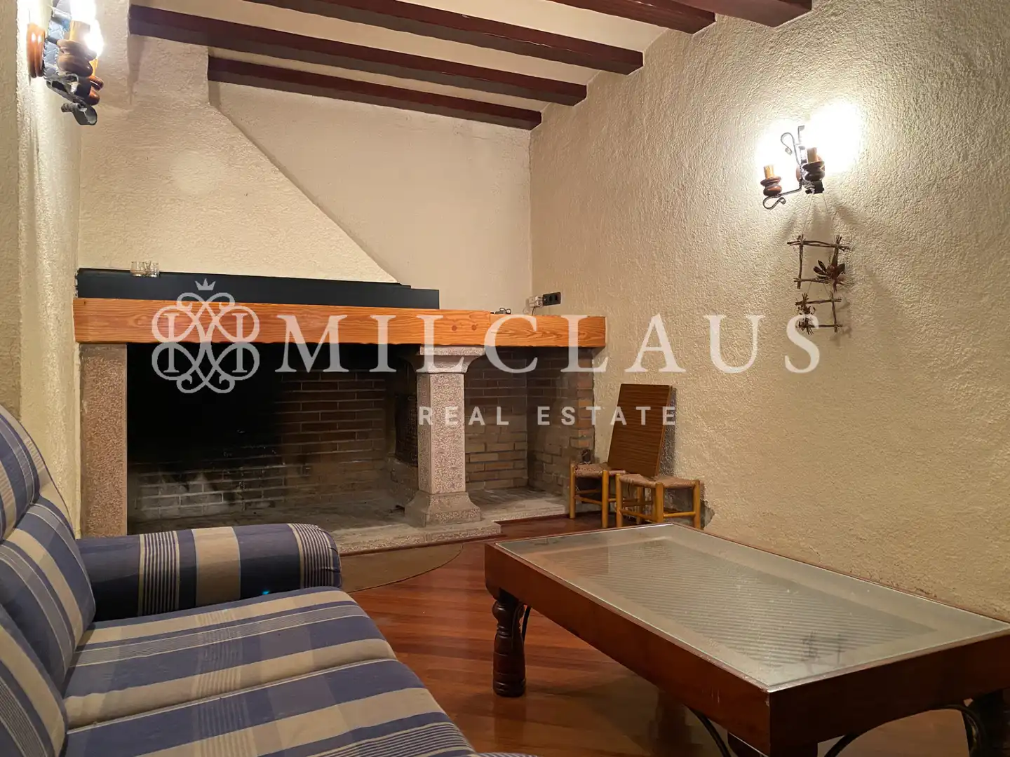 Sala d'estar de Casa o xalet de lloguer en Talamanca amb Calefacció, Parquet i Forn