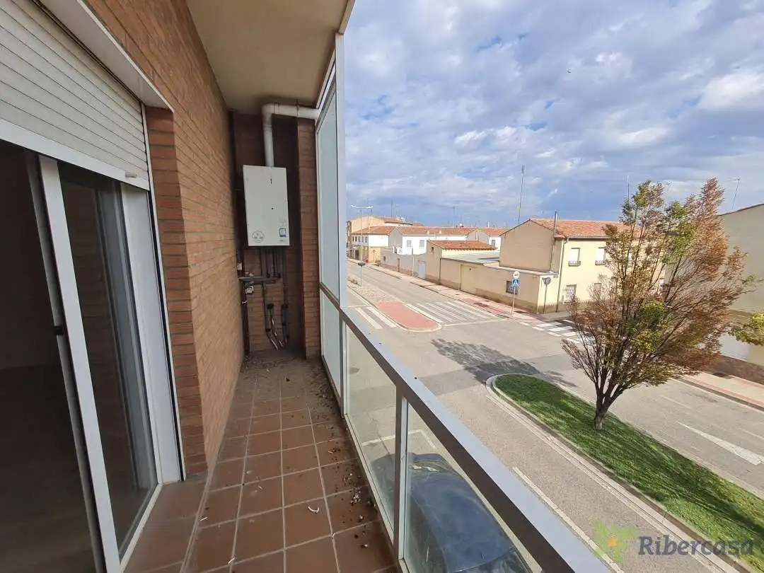 Terraza de Piso en venta en Castejón (Navarra) con Calefacción, Trastero y Balcón