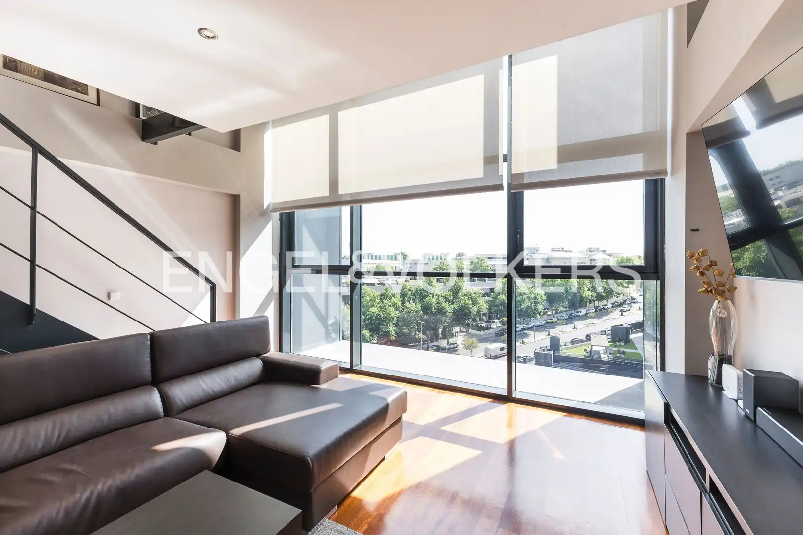 Sala d'estar de Loft de lloguer en San Sebastián de los Reyes amb Aire condicionat, Calefacció i Piscina