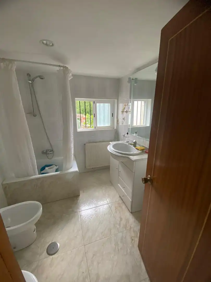 Bathroom of Houses for sale in Pineda de Gigüela  with Heating, Storage room and Furnished