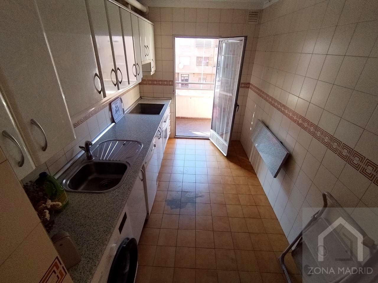 Kitchen of Flat for sale in  Madrid Capital