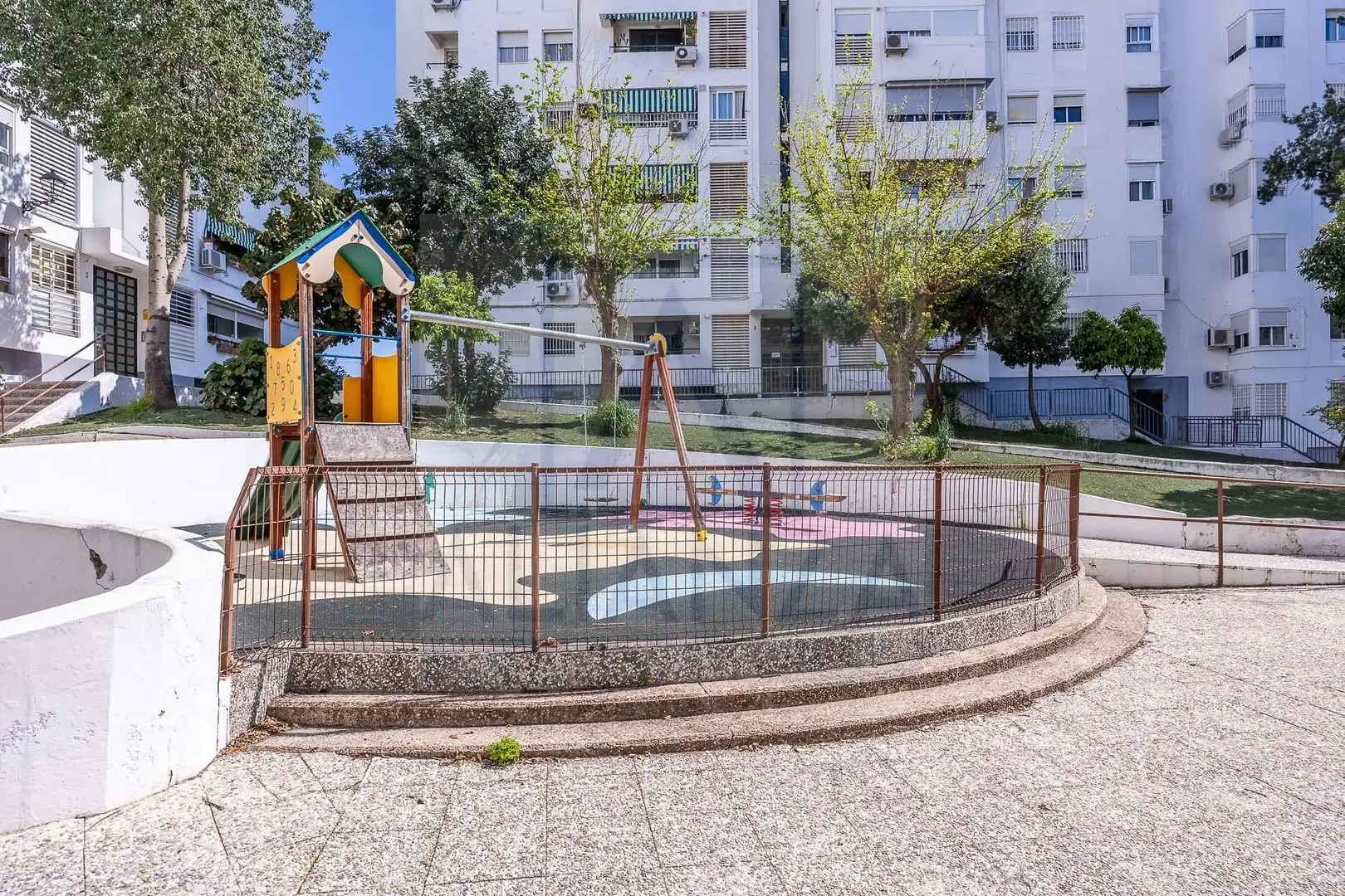 Vista exterior de Piso en venta en Camas con Aire acondicionado y Terraza