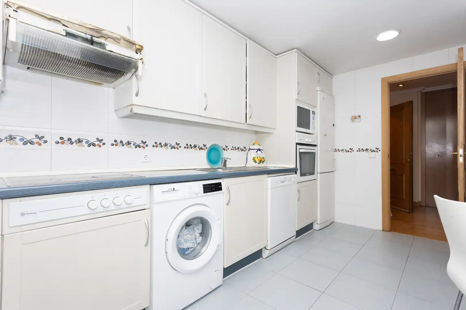 Kitchen of Flat for sale in Majadahonda  with Heating, Terrace and Storage room