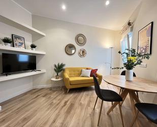 Living room of Apartment to share in  Madrid Capital  with Air Conditioner, Heating and Terrace