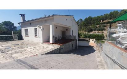 Vista exterior de Casa o xalet en venda en Castellgalí amb Terrassa