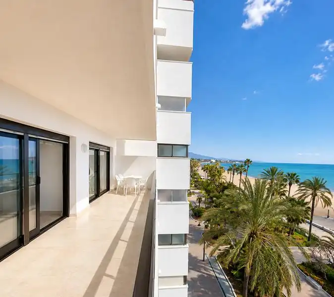 Terrasse von Wohnung zur Miete in Estepona mit Terrasse