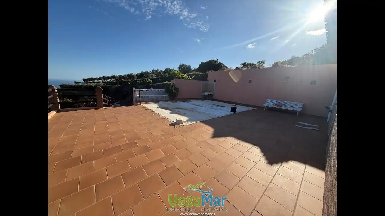 Terrassa de Finca rústica en venda en Almuñécar amb Terrassa i Piscina