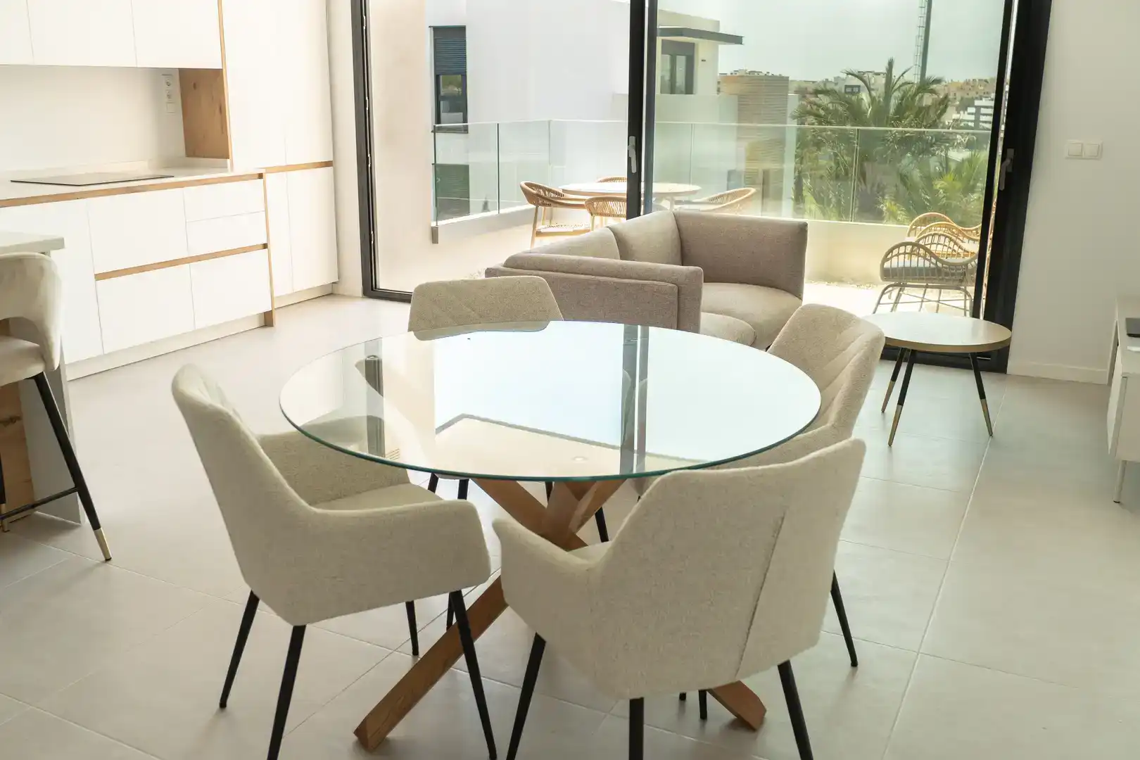 Dining room of Flat for sale in Estepona  with Air Conditioner, Terrace and Swimming Pool