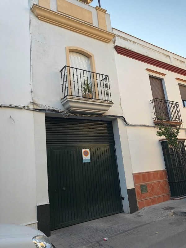 Exterior view of Garage for sale in Lebrija