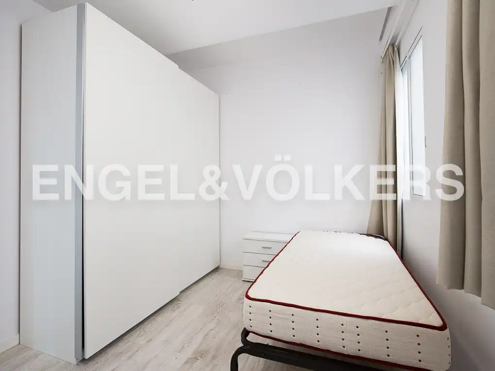 Habitación de Piso de alquiler en Valencia con Aire acondicionado, Calefacción y Balcón