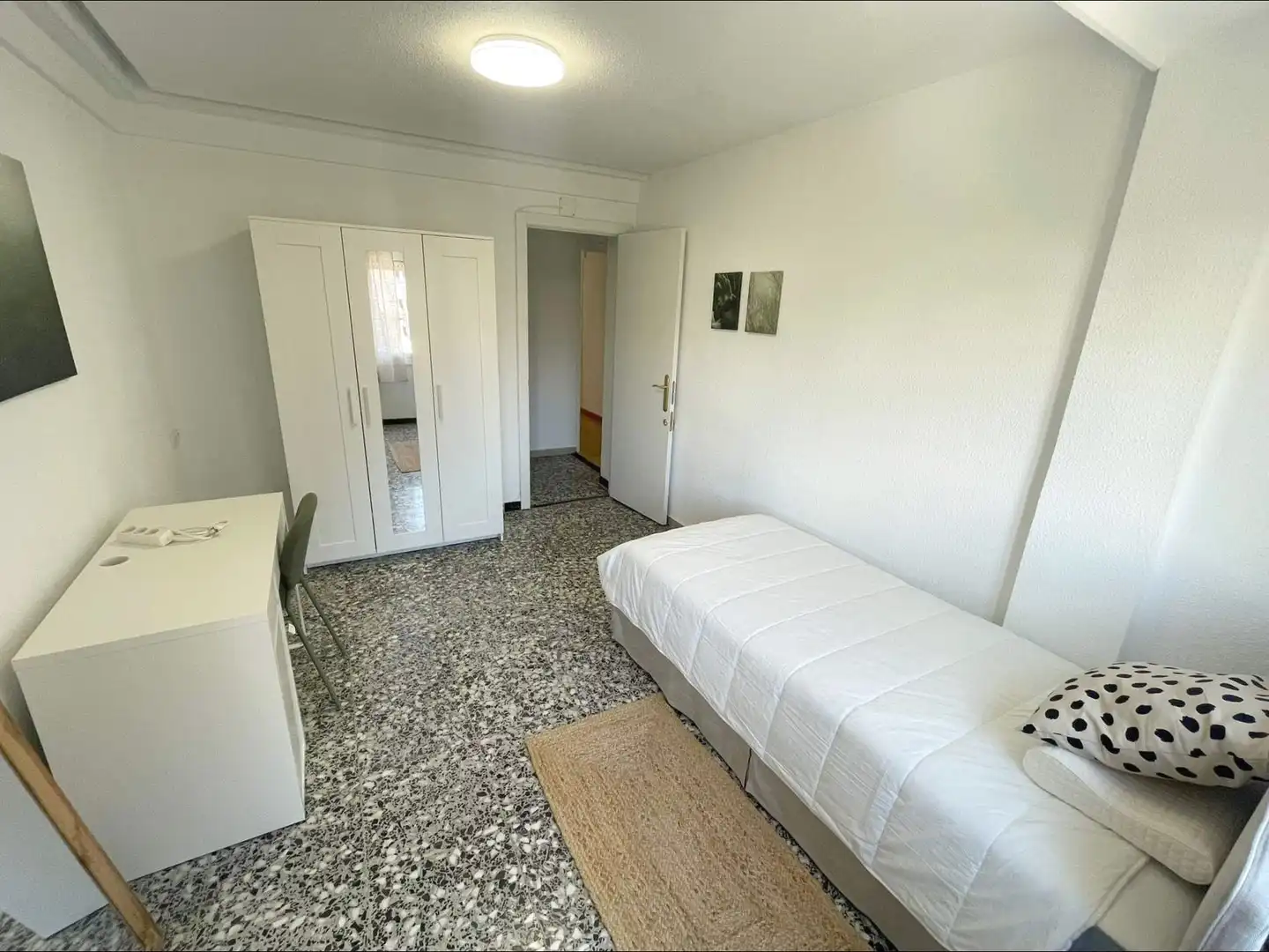 Schlafzimmer von Wohnung zum Verkauf in Elche / Elx mit Möbliert und Balkon
