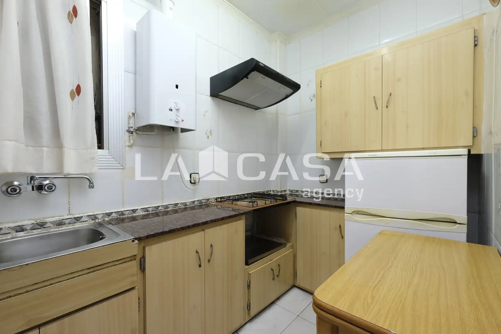 Bajo en venta en Carrer de Cartellà, imagen 10