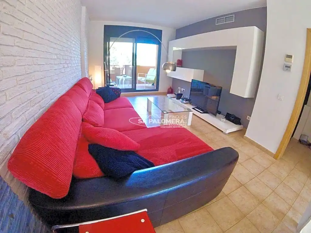 Houses for sale in Santa Clotilde