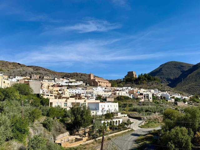 Casa adosada en Venta en Gérgal