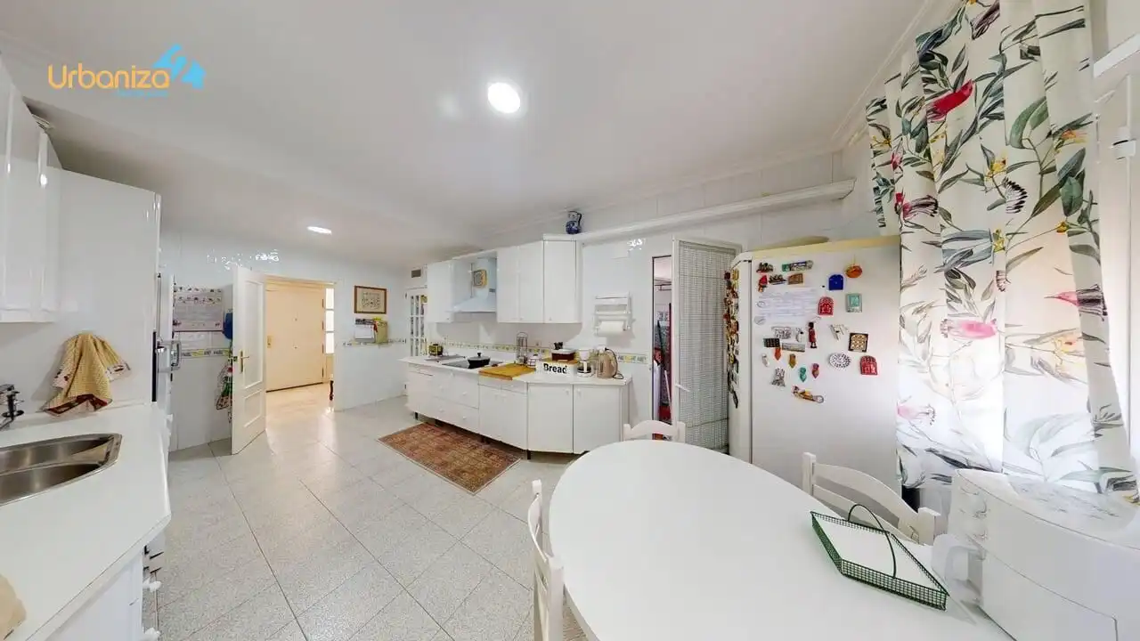 Cocina de Casa o chalet en venta en Badajoz con Aire acondicionado, Calefacción y Jardín privado