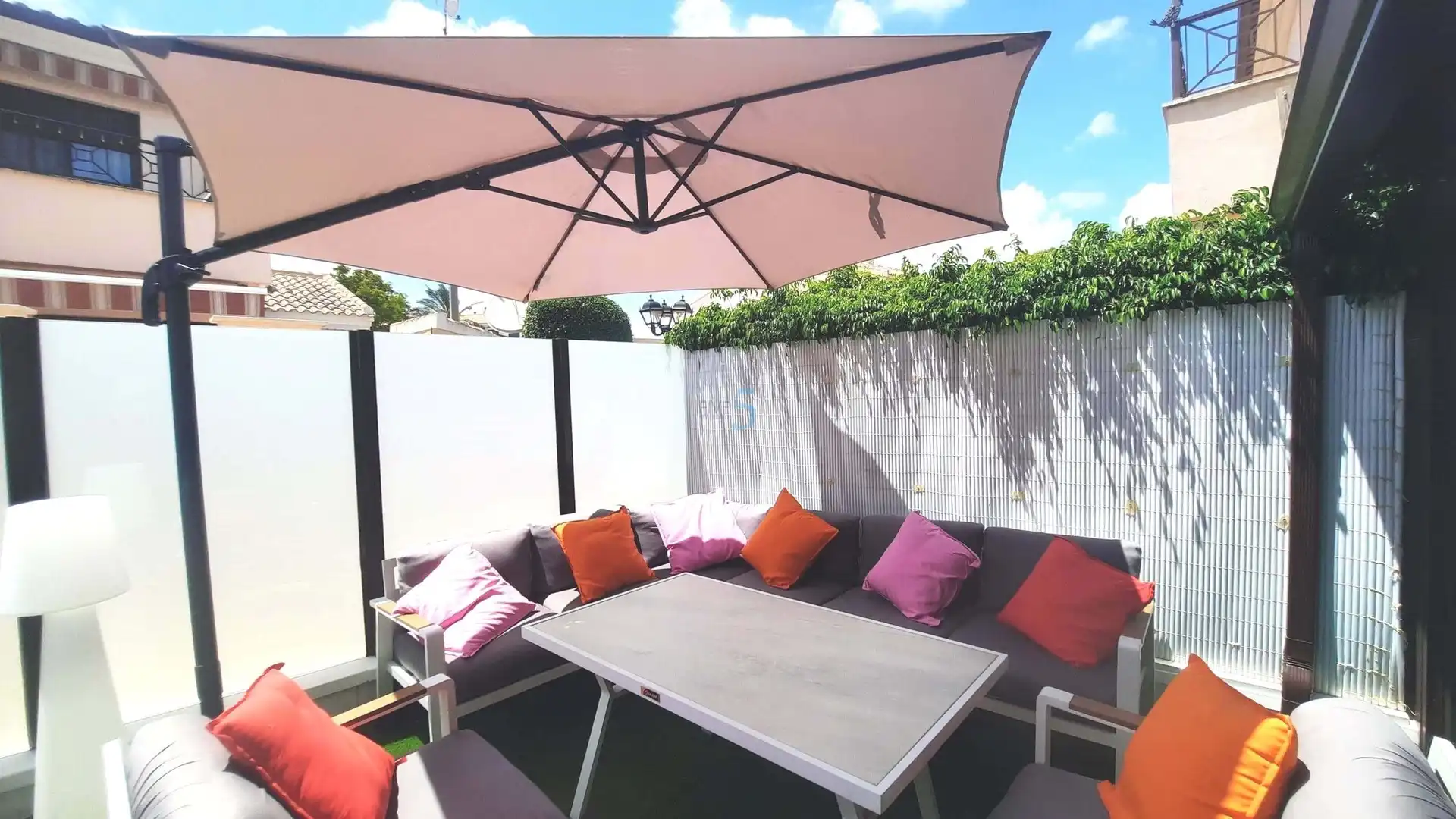 Terrasse von Einfamilien-Reihenhaus zum Verkauf in Torre-Pacheco mit Klimaanlage, Heizung und Terrasse