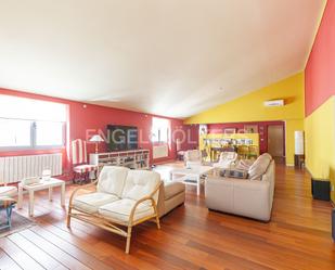 Living room of Attic for sale in  Madrid Capital  with Air Conditioner