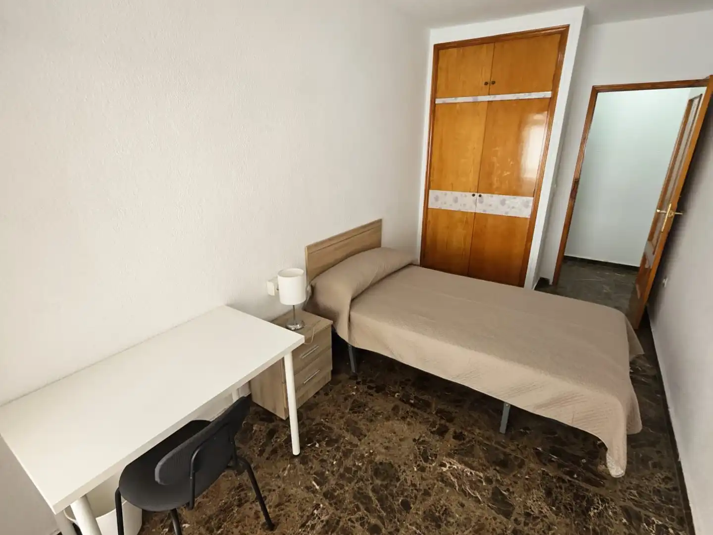 Appartamento con terrazza in affitto a Centro, imagen 8