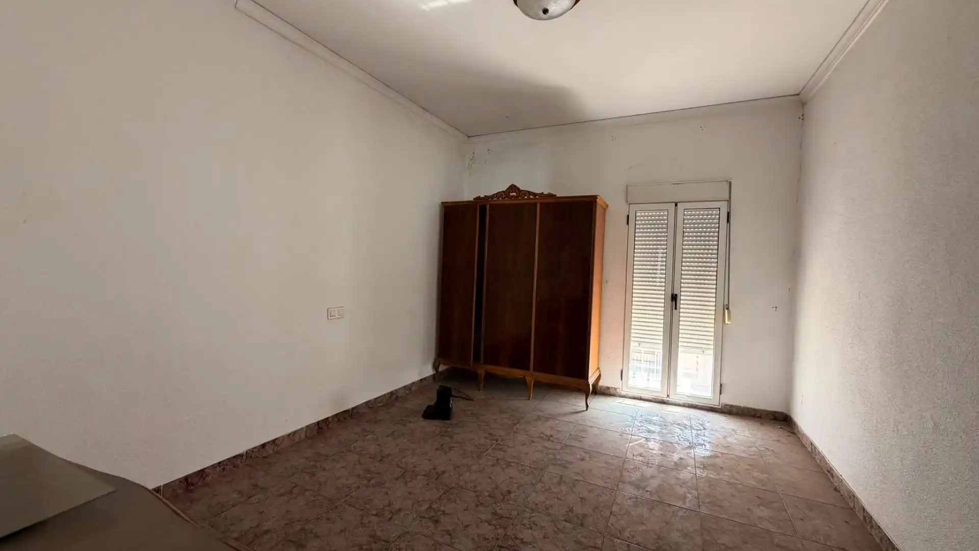 Houses for sale in Alberic  with Heating, Private garden and Storage room
