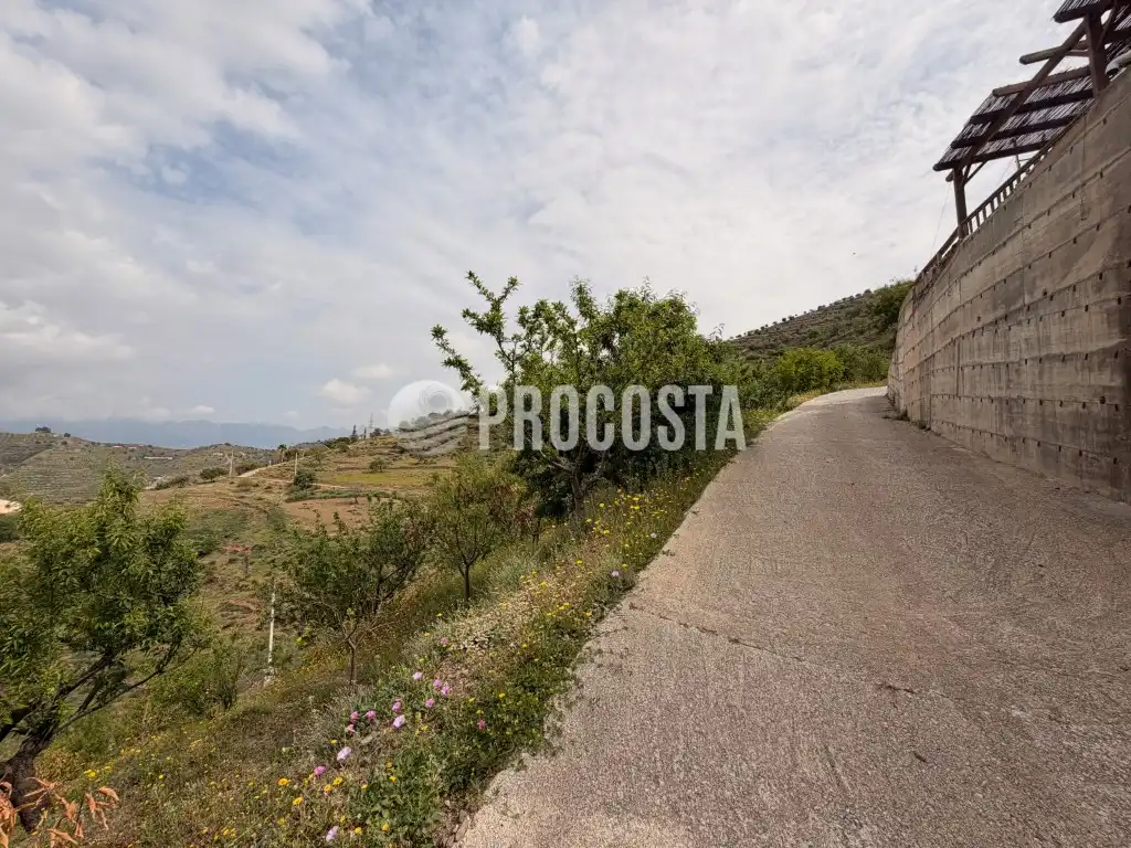 Houses for sale in Almuñécar  with Terrace, Swimming Pool and Furnished