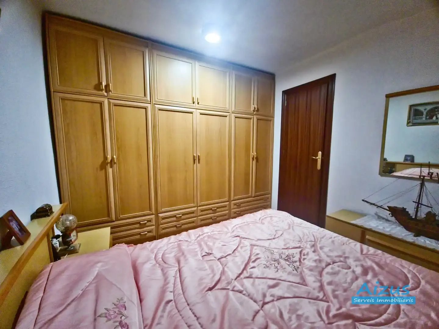 Dormitori de Casa o xalet en venda en Ripollet amb Aire condicionat i Calefacció
