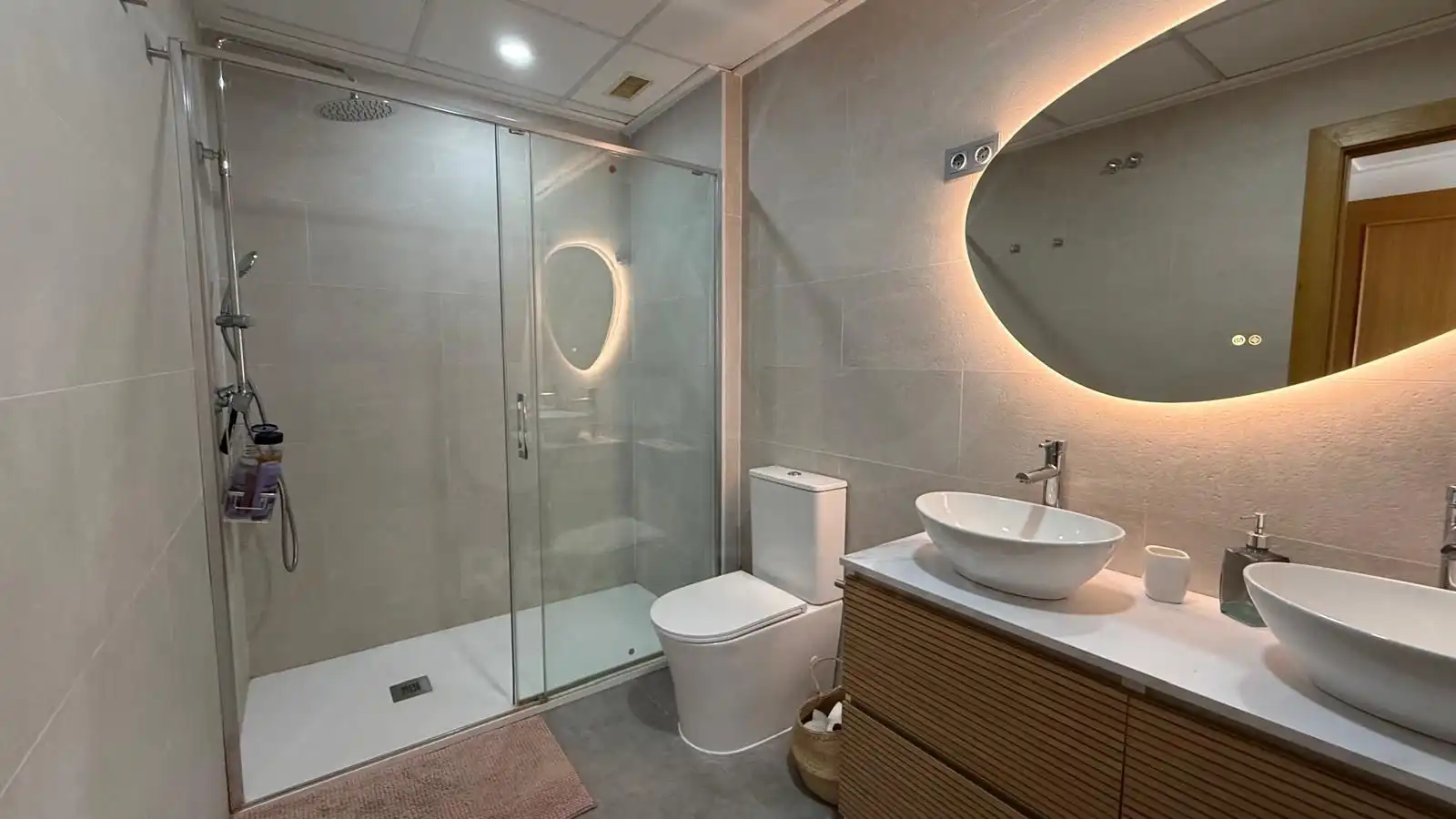 Baño de Piso en venta en Murcia con Aire acondicionado y Calefacción