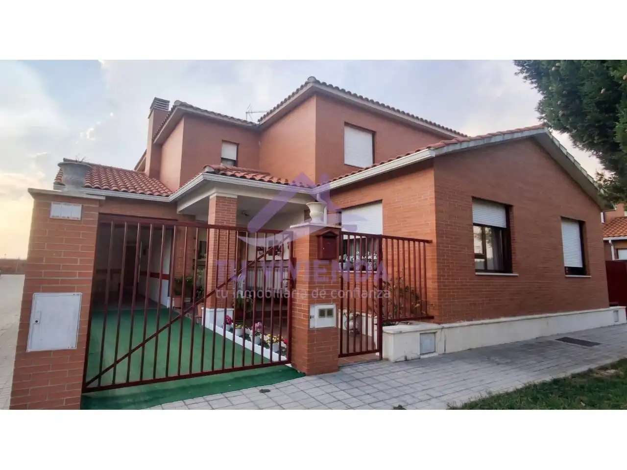 Exterior view of Detached homes for rent in Valdestillas  with Heating, Private garden and Terrace