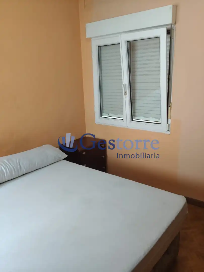 Habitación de Piso en venta en Gijón  con Calefacción y Parquet