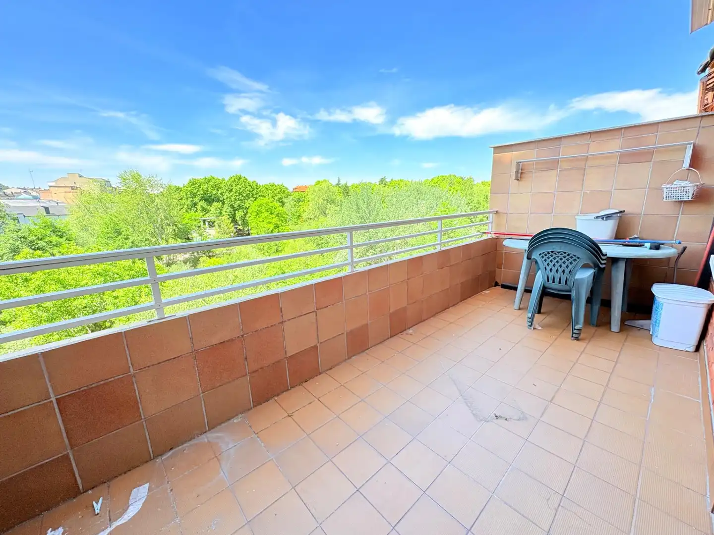 Terrasse von Wohnung zum Verkauf in Ponferrada mit Terrasse und Möbliert