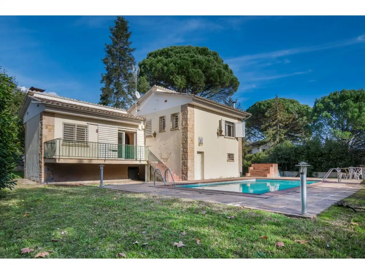 Houses for sale in Avenida de Can Bells, Vilobí d'Onyar