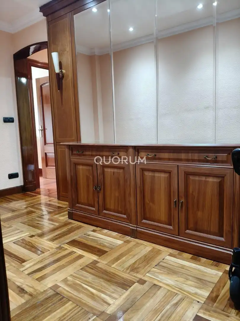 Schlafzimmer von Wohnung zum Verkauf in Bilbao  mit Heizung