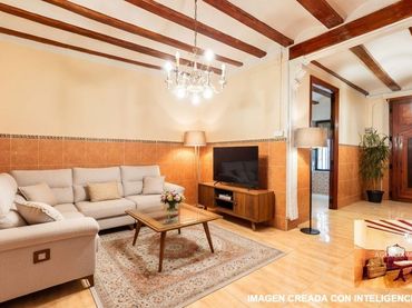 Casa amb balcó en venda a Alcàsser