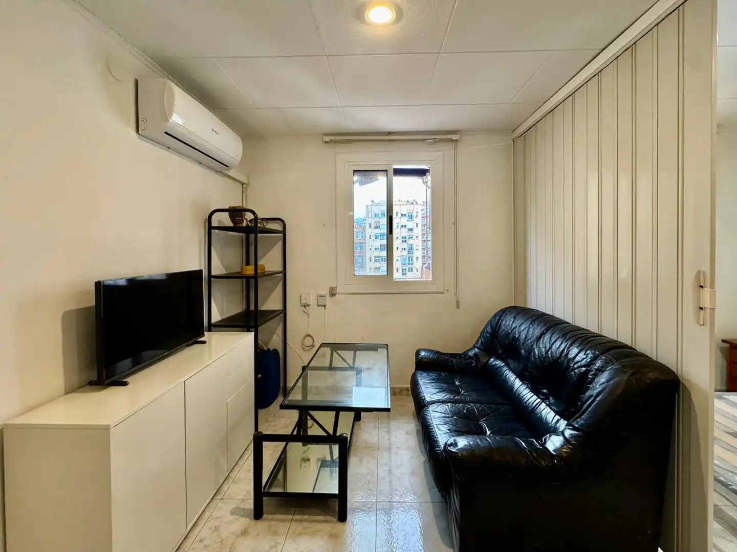Flat for sale in Carrer de Provença, imagen 3