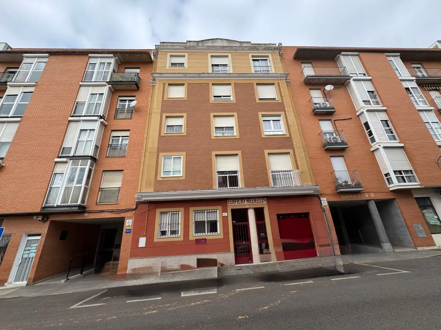 Vista exterior de Pis en venda en Badajoz amb Aire condicionat i Calefacció