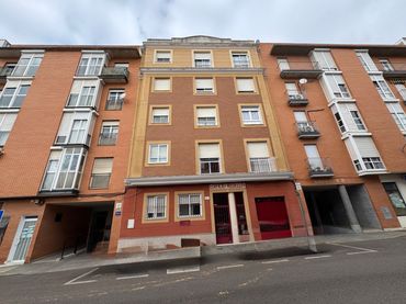 Pis amb ascensor en venda a Maria Auxiliadora - Barriada de Llera