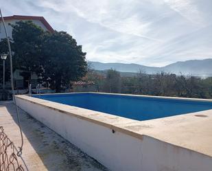 Piscina de Casa o xalet en venda en  Jaén Capital amb Calefacció, Jardí privat i Terrassa