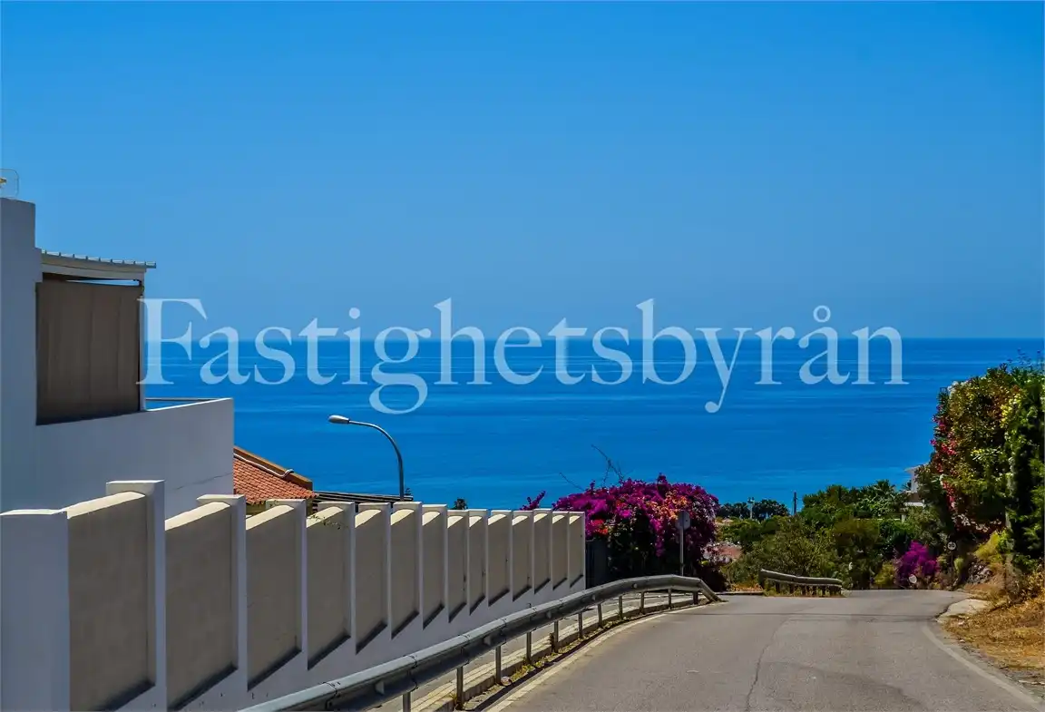 Vista exterior de Apartament en venda en Vélez-Málaga amb Aire condicionat, Terrassa i Traster