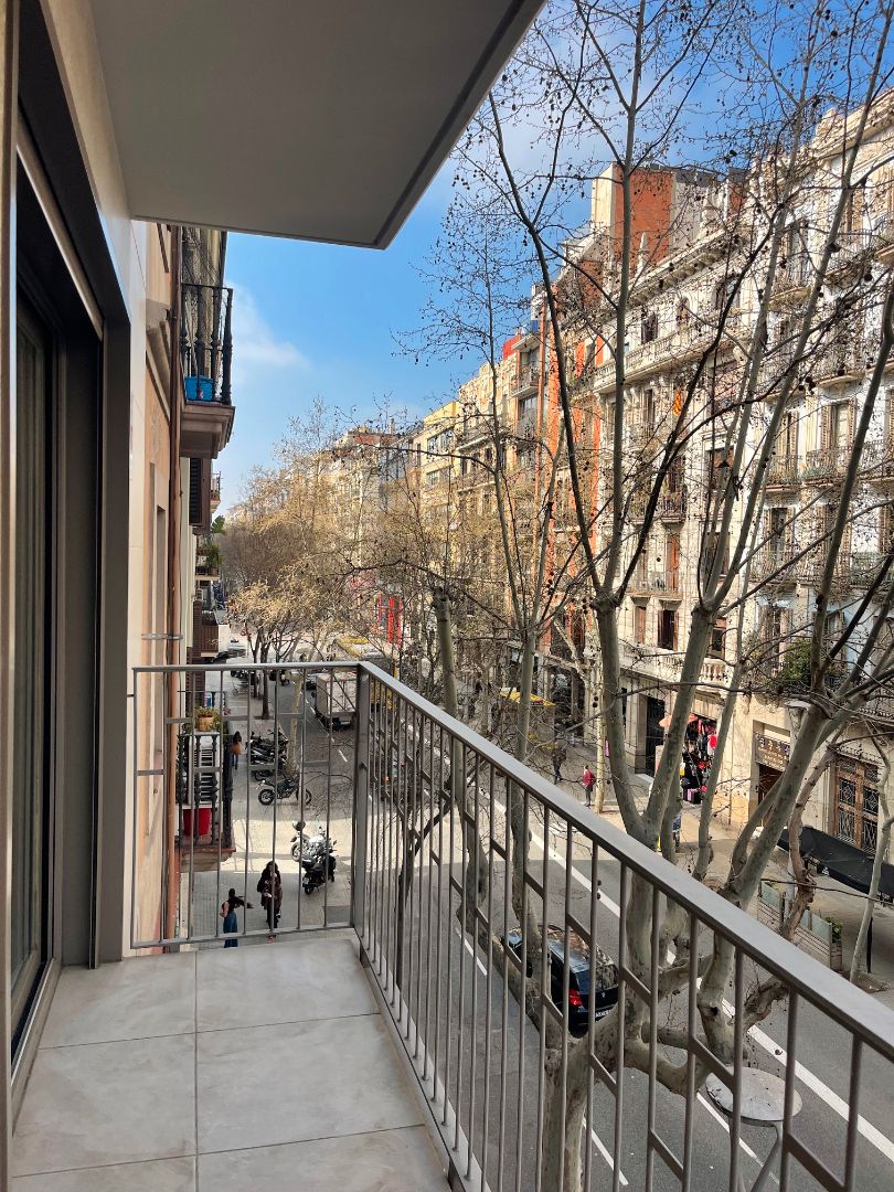 Exterior view of Flat for rent in  Barcelona Capital  with Air Conditioner, Heating and Parquet flooring