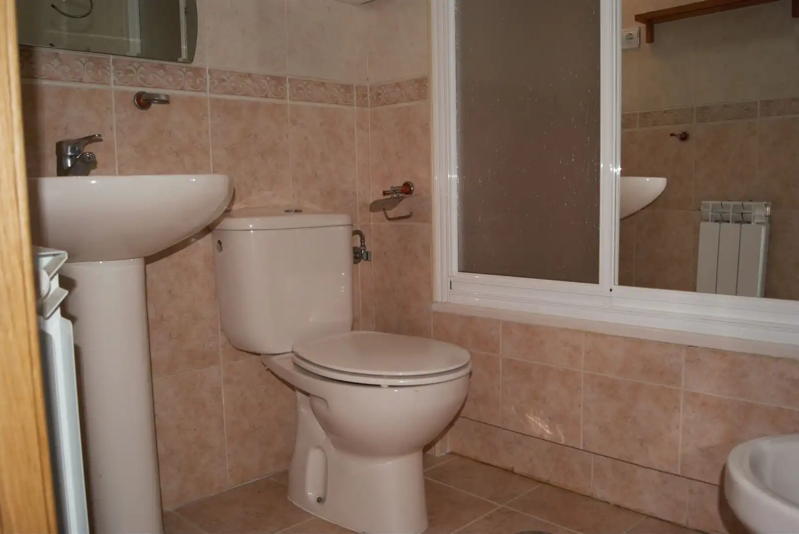 Baño de Piso de alquiler en Ávila con Calefacción y Amueblado