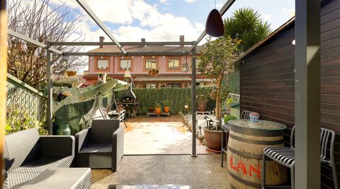 Foto 3 de Casa adosada en venta en Urbanizacion la Fresneda Camino Los Pinos, 3, La Fresneda, Siero