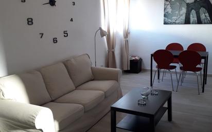 Living room of Flat for sale in Málaga Capital  with Air Conditioner and Furnished