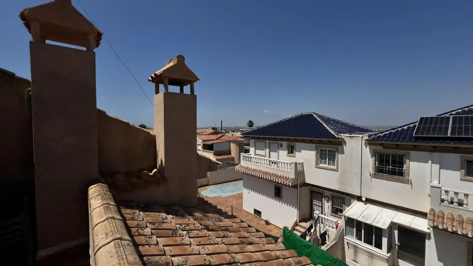 Vista exterior de Casa adosada en venta en Torrevieja con Aire acondicionado, Jardín privado y Terraza
