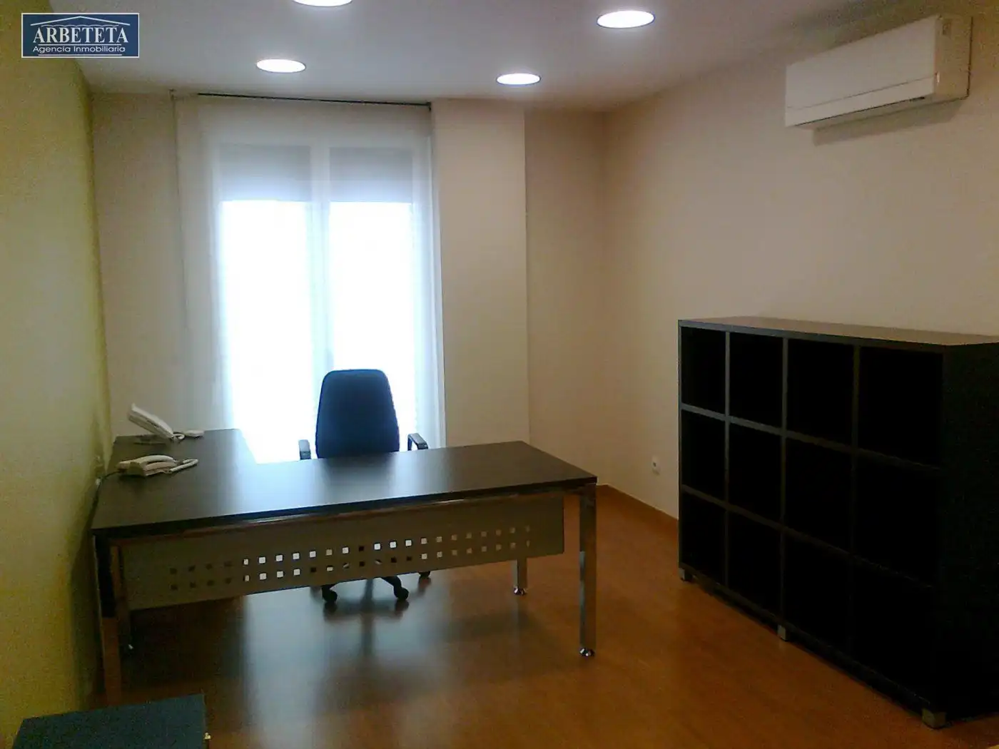 Office for sale in Guadalajara  with Air Conditioner, Heating and Storage room
