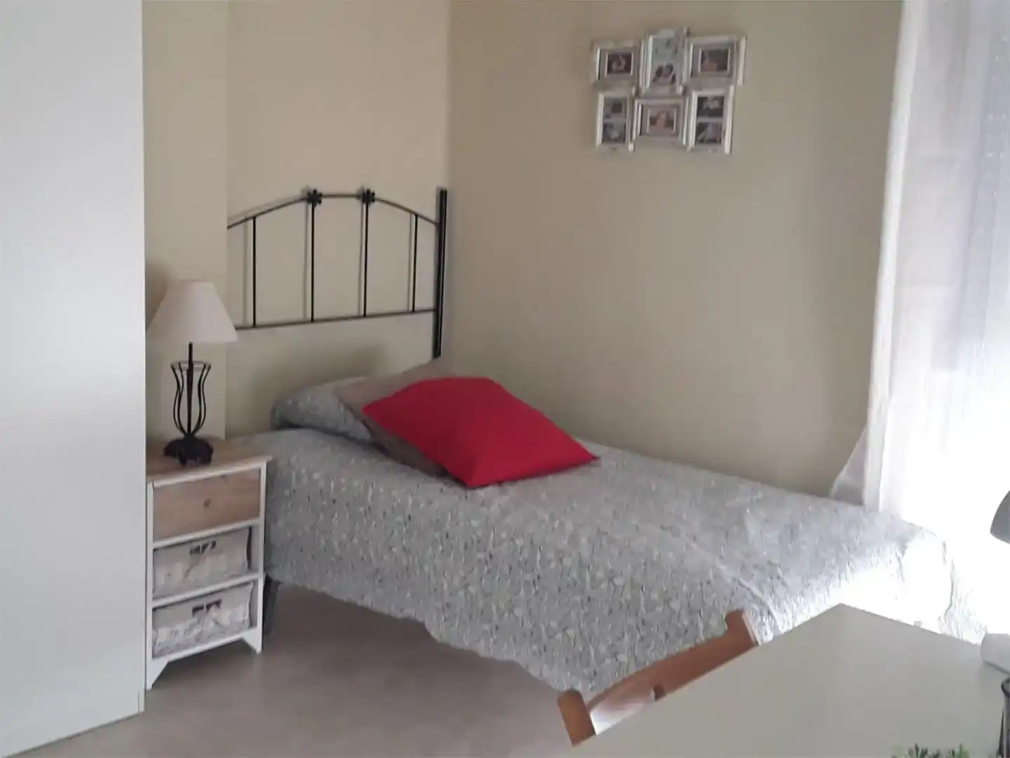 Habitación de Piso para compartir en Los Remedios