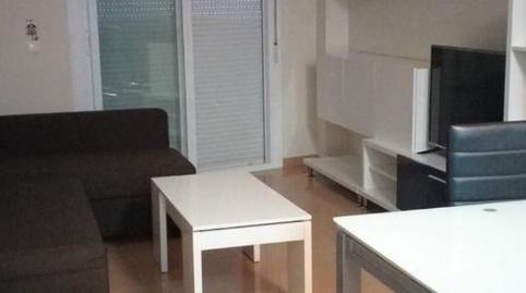 Foto 2 de Apartament de lloguer a San Alberto - La Alcubilla - Florisol, Málaga Capital